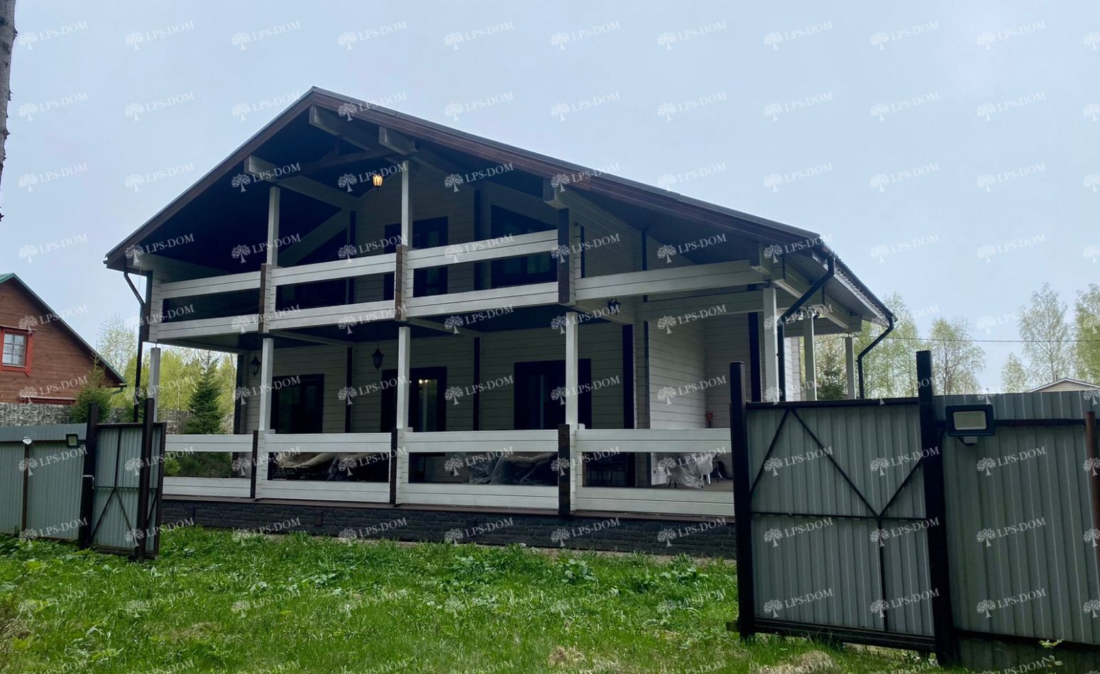 ДОМ ИЗ КЛЕЕНОГО БРУСА С УЧАСТКОМ У ЛЕСА С БАССЕЙНОМ фото 7